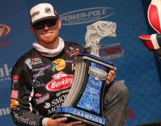 Day 4 Champion Josh Bertrand Elite St. Lawrence River, NY 2018 Photo by: B.A.S.S. / Seigo Saito